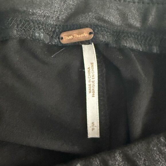 Free People Midnight Black Vegan Suede Pull On Leggings - Women’s US S - Picture 8 of 9